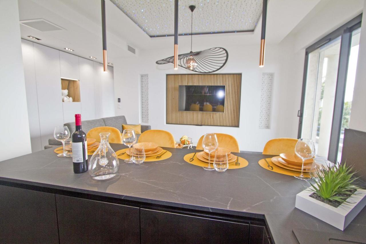 Luxury Garden Jacuzzi Promenade Apartment Nice Ngoại thất bức ảnh